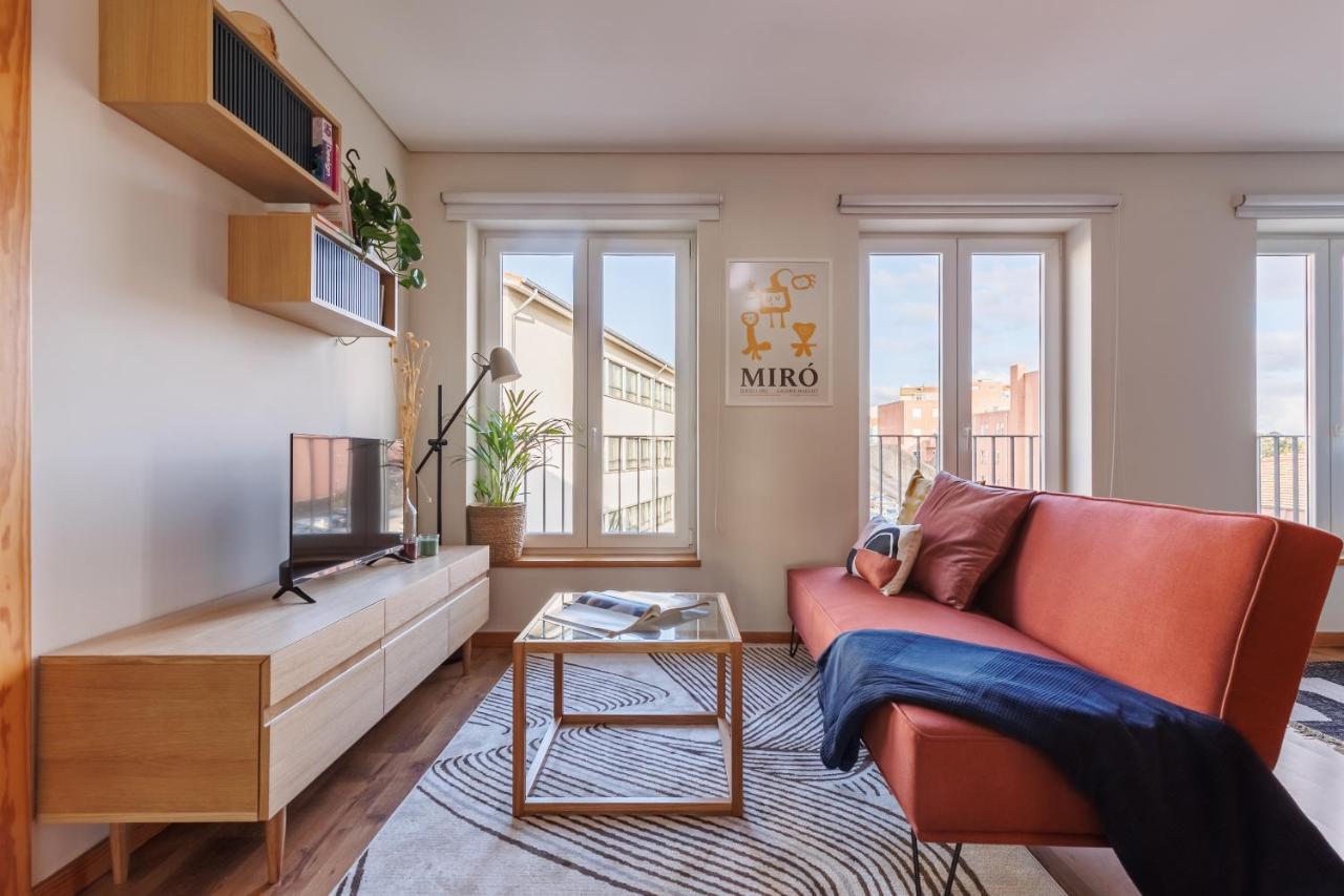 A Pop Of Color By Lovelystay OOporto Extérieur photo